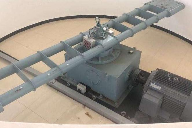 加速度試驗(yàn)系統(tǒng)